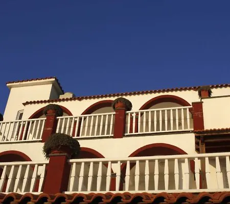 La Scogliera Otel 4*