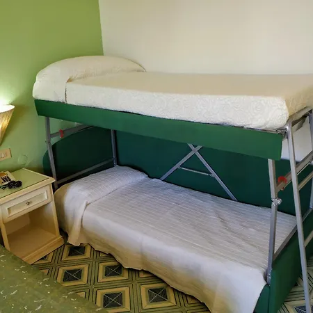 Hotel La Scogliera 4*