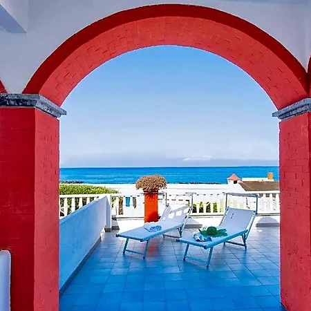 La Scogliera Hotel