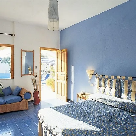 Hotel La Scogliera 4*