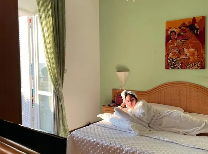 La Scogliera Hotel 4*