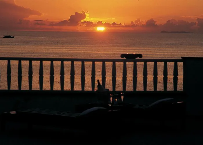 La Scogliera Hotel 4*