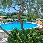 La Scogliera Hotel