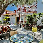 La Scogliera Hotel